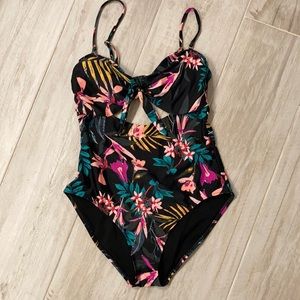 One-piece bathing suit- Black/ Tropical print